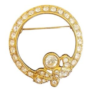 Elegant Gold and Crystal Brooch